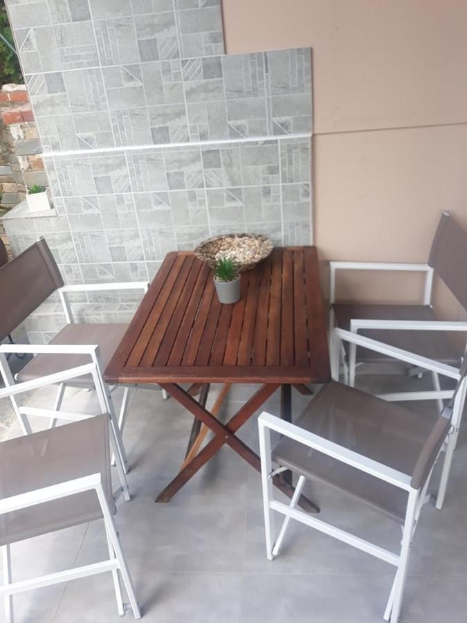 Violetta Studios & Apartments 밀리나 외부 사진